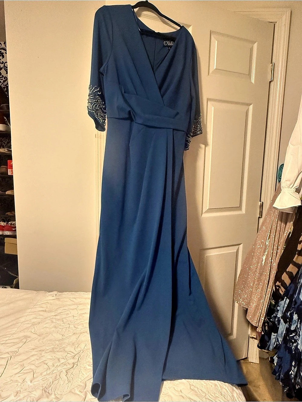 Alex Evenings Beaded Sleeve Maxi Dress in Blue Size 16 Like New